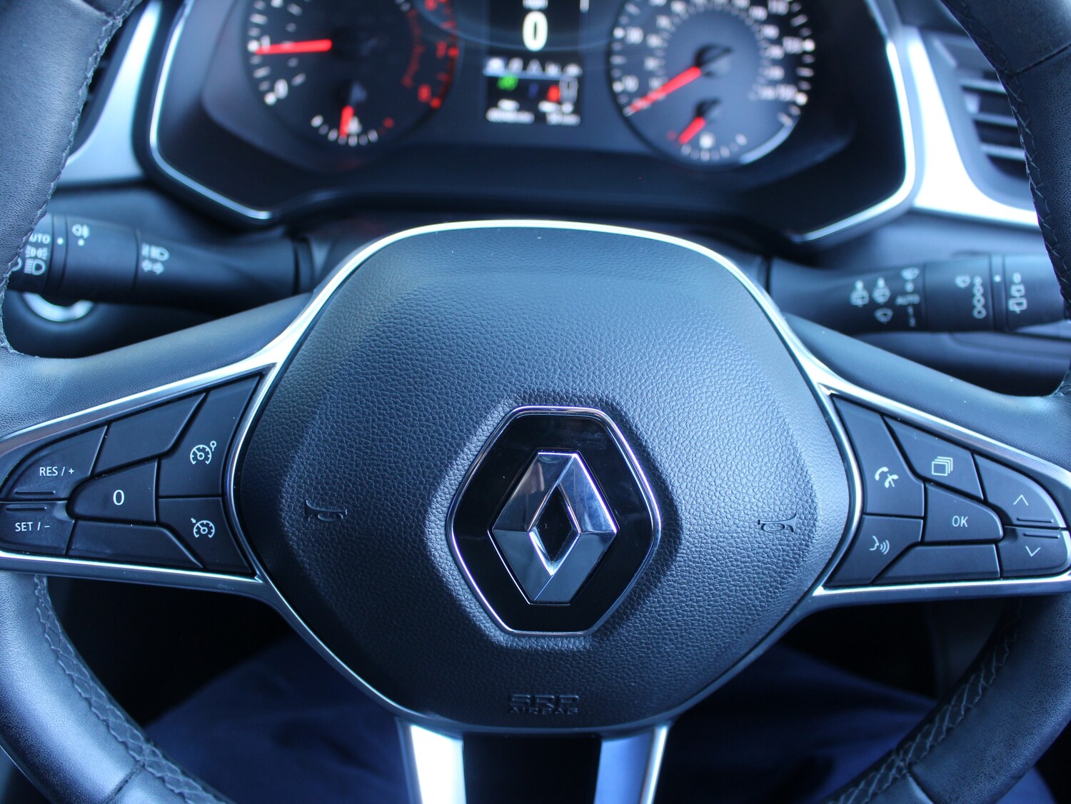 Used Renault Captur 2020 for sale - 76577434: Photo 15