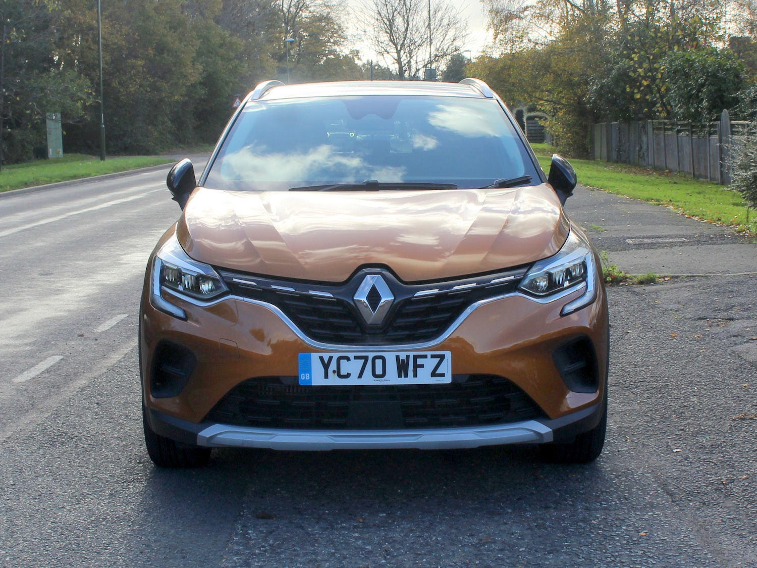 Used Renault Captur 2020 for sale - 76577434: Photo 2