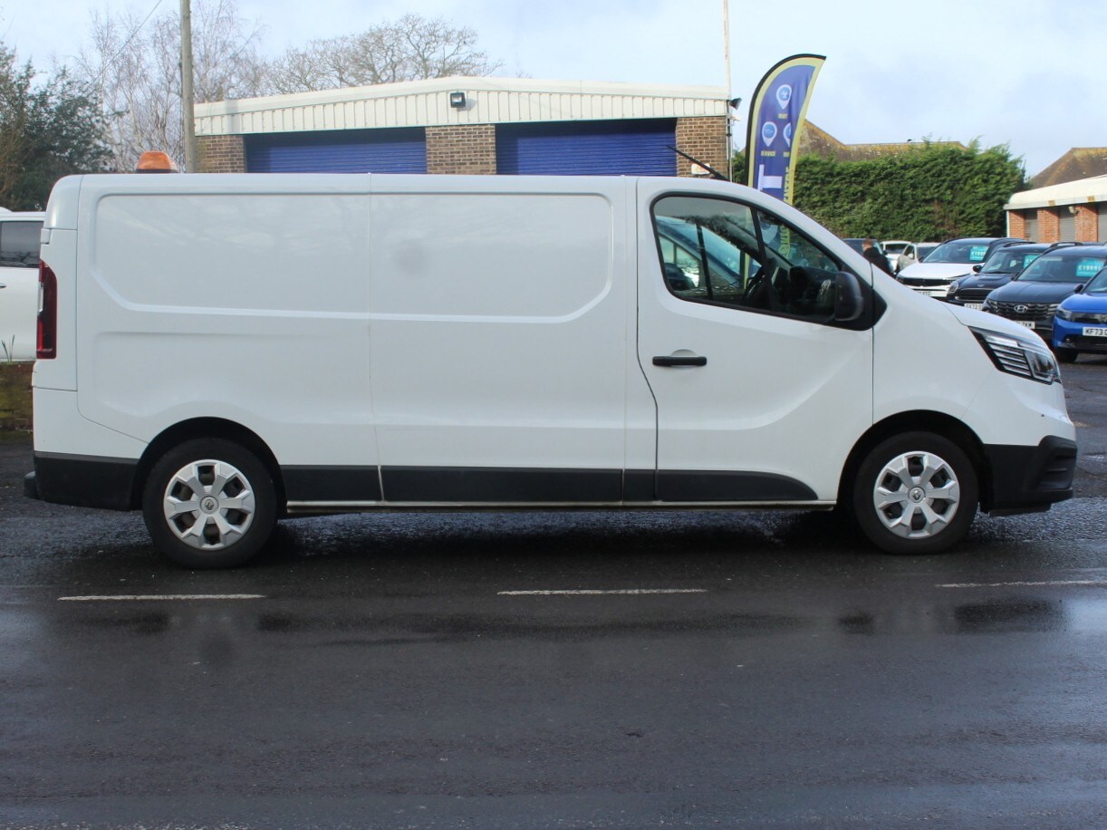 Used Renault Trafic 2023 for sale - 77355187: Photo 17