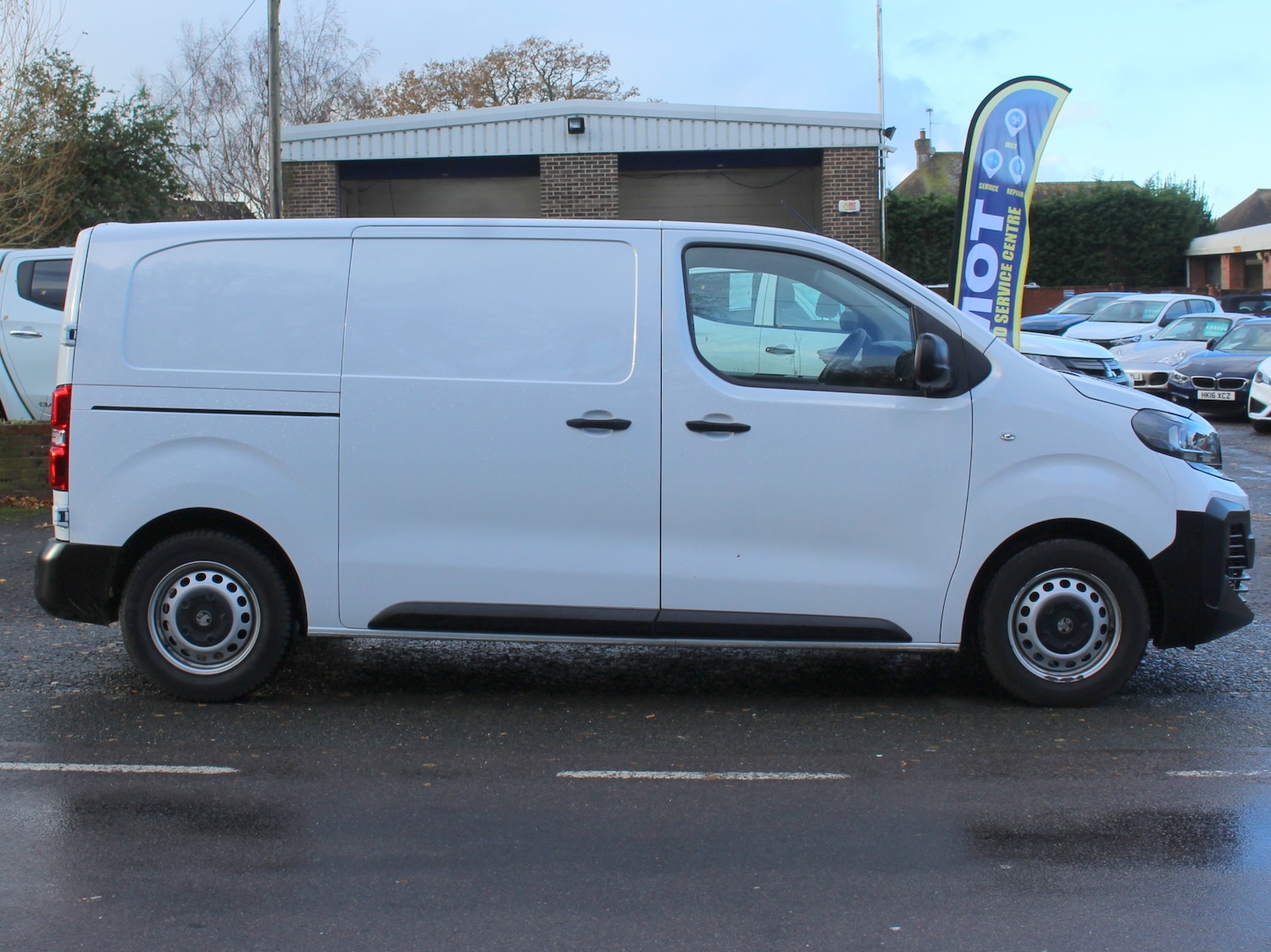 Used Vauxhall Vivaro 2024 for sale - 76783298: Photo 2