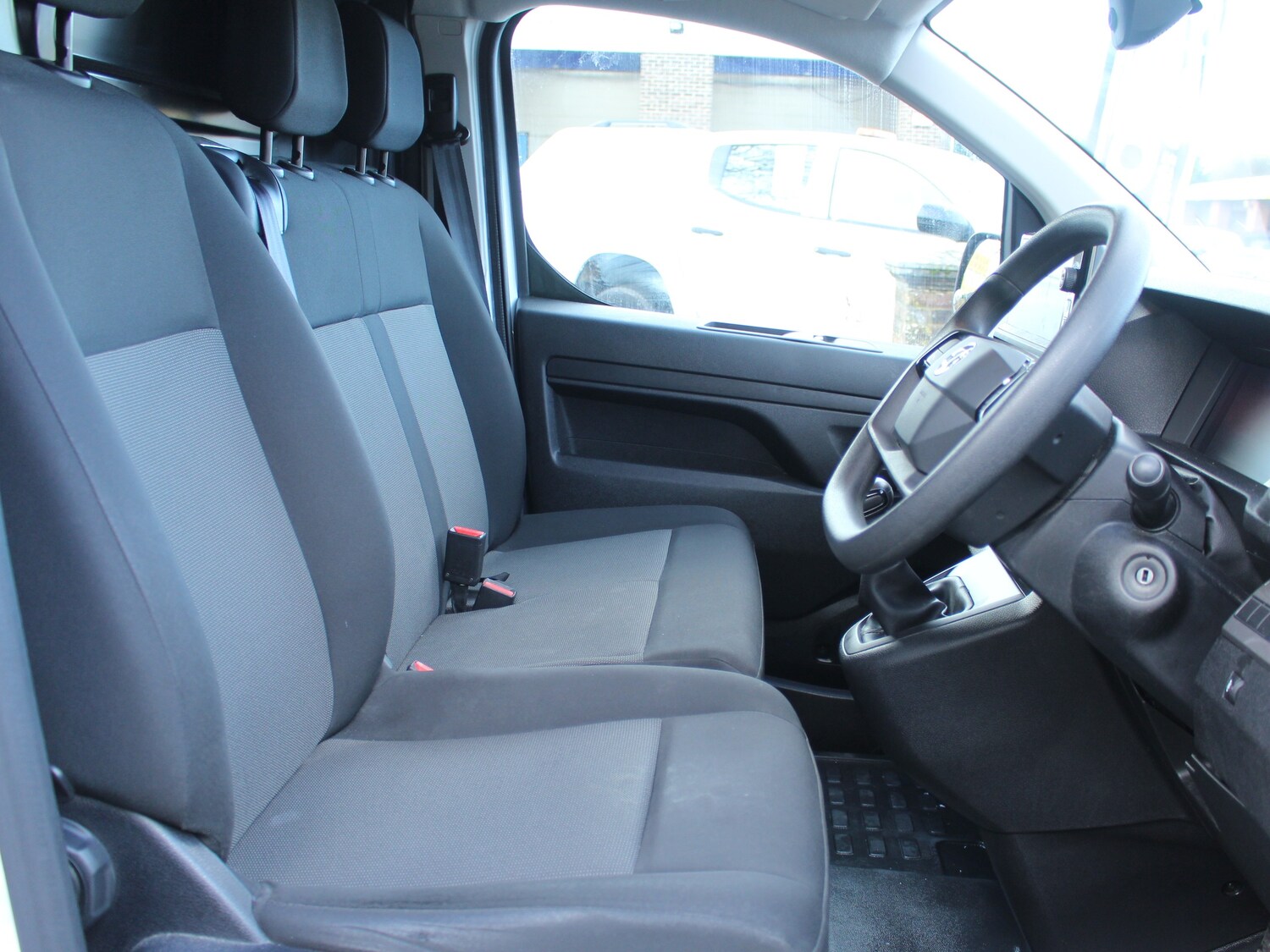 Used Vauxhall Vivaro 2024 for sale - 76783298: Photo 5