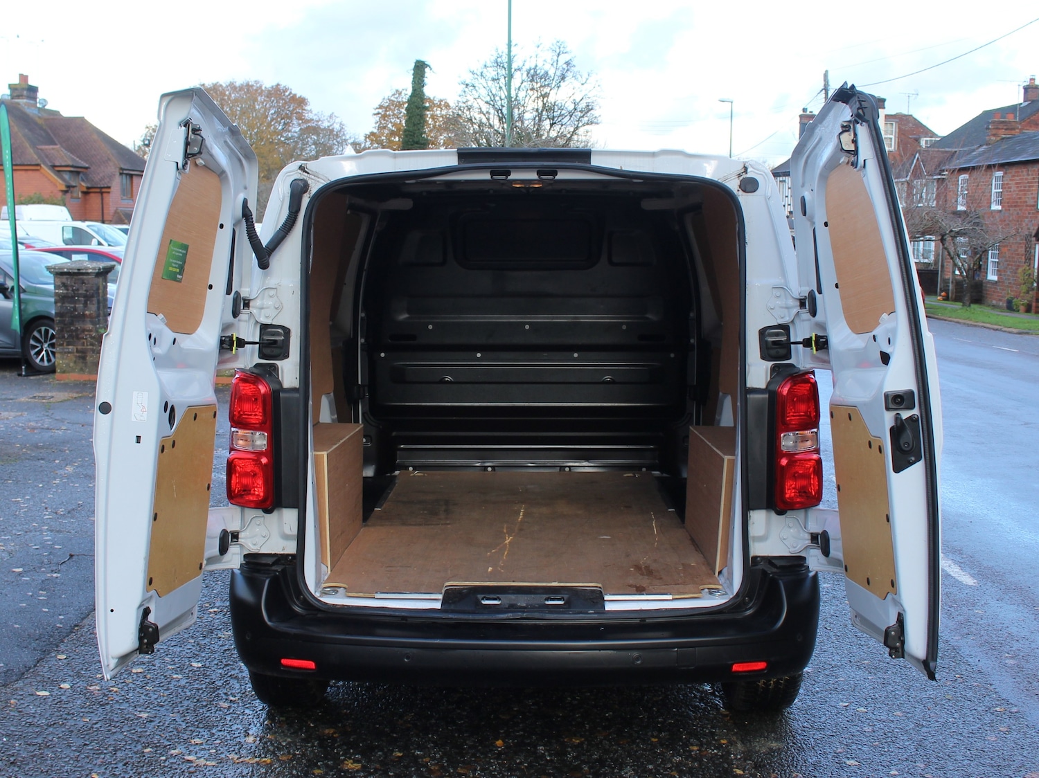 Used Vauxhall Vivaro 2024 for sale - 76783298: Photo 7