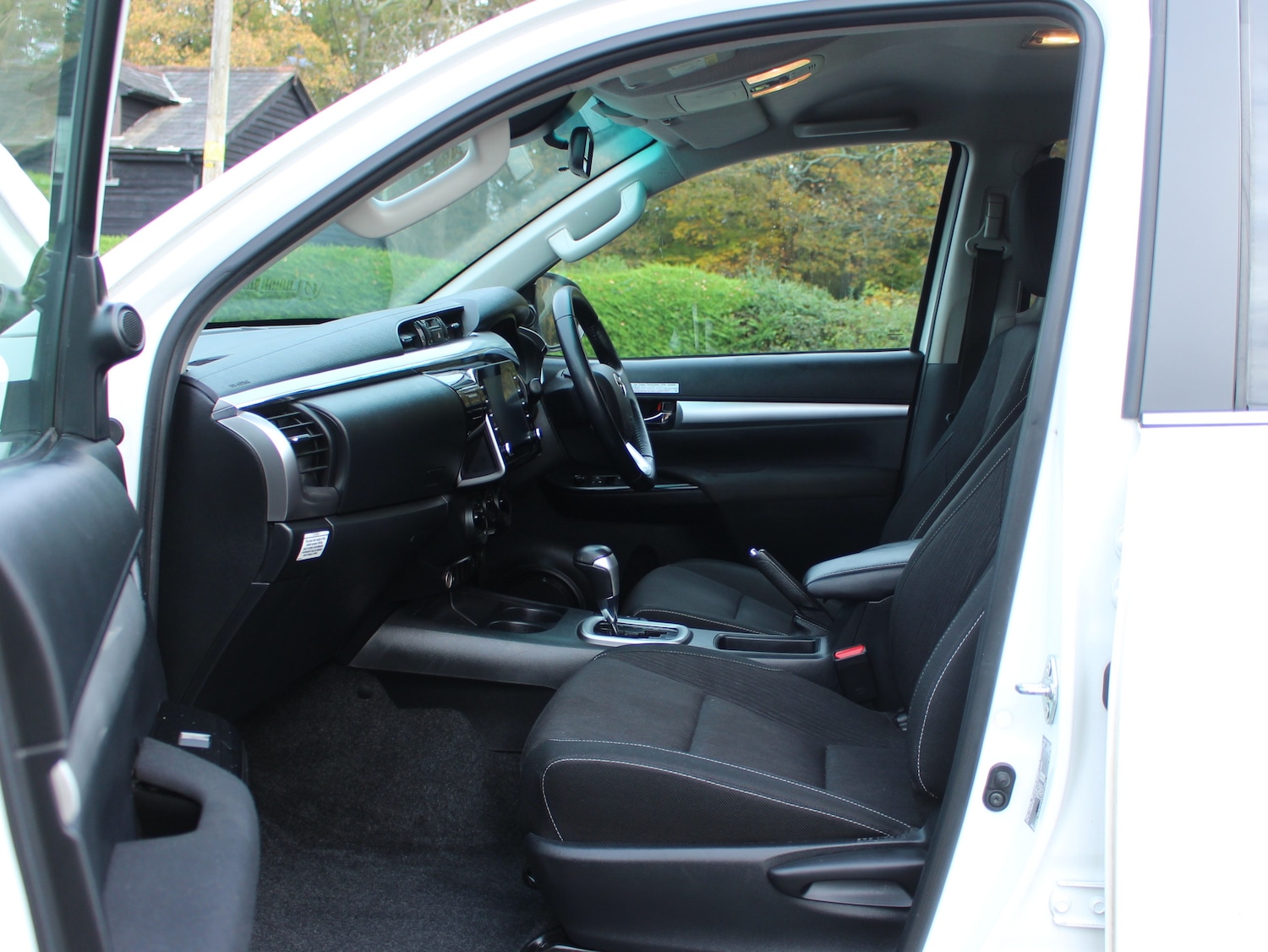 Used Toyota Hilux 2022 for sale - 76545971: Photo 4