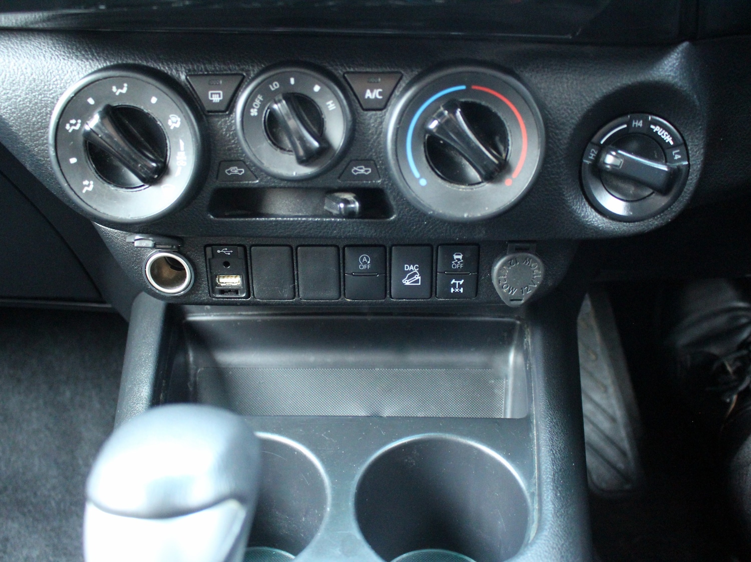 Used Toyota Hilux 2022 for sale - 76545971: Photo 41