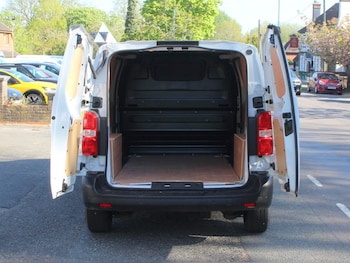 Used Vauxhall Vivaro 2024 for sale - 79627075: Photo