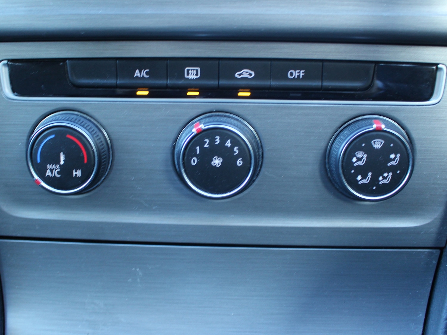 Used Volkswagen Golf 2014 for sale - 76395576: Photo 20