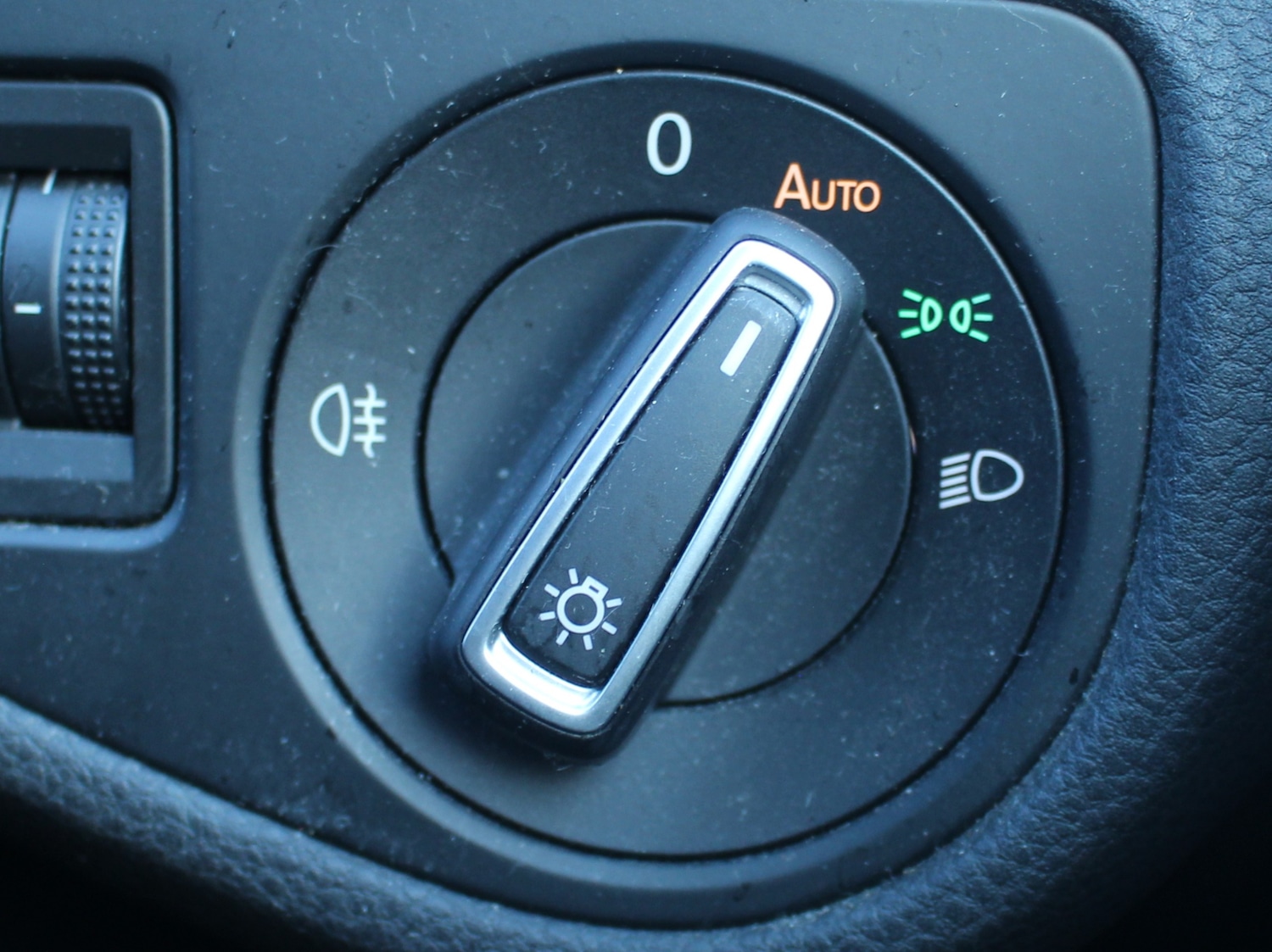 Used Volkswagen Golf 2014 for sale - 76395576: Photo 47