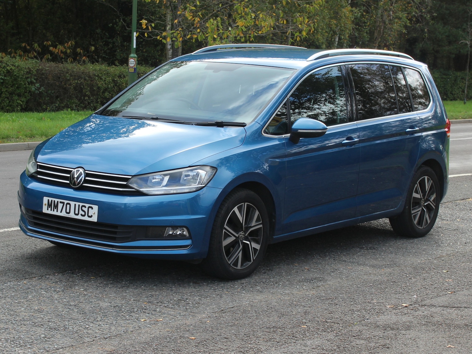 Used Volkswagen Touran 2021 for sale - 76357839: Photo 1