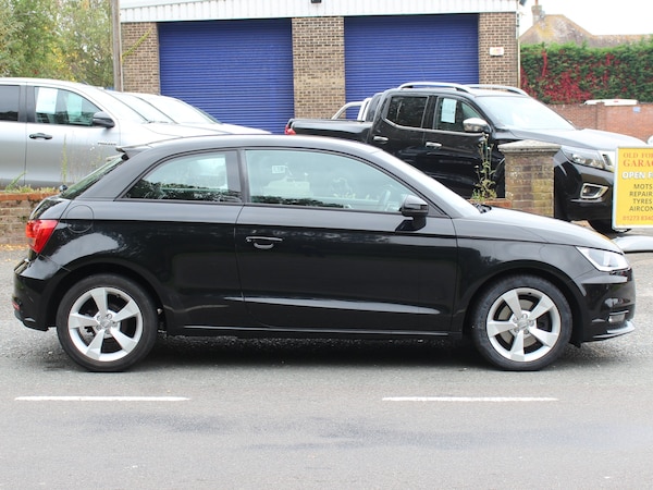 Used Audi A1 2018 for sale - 76243554: Photo 26