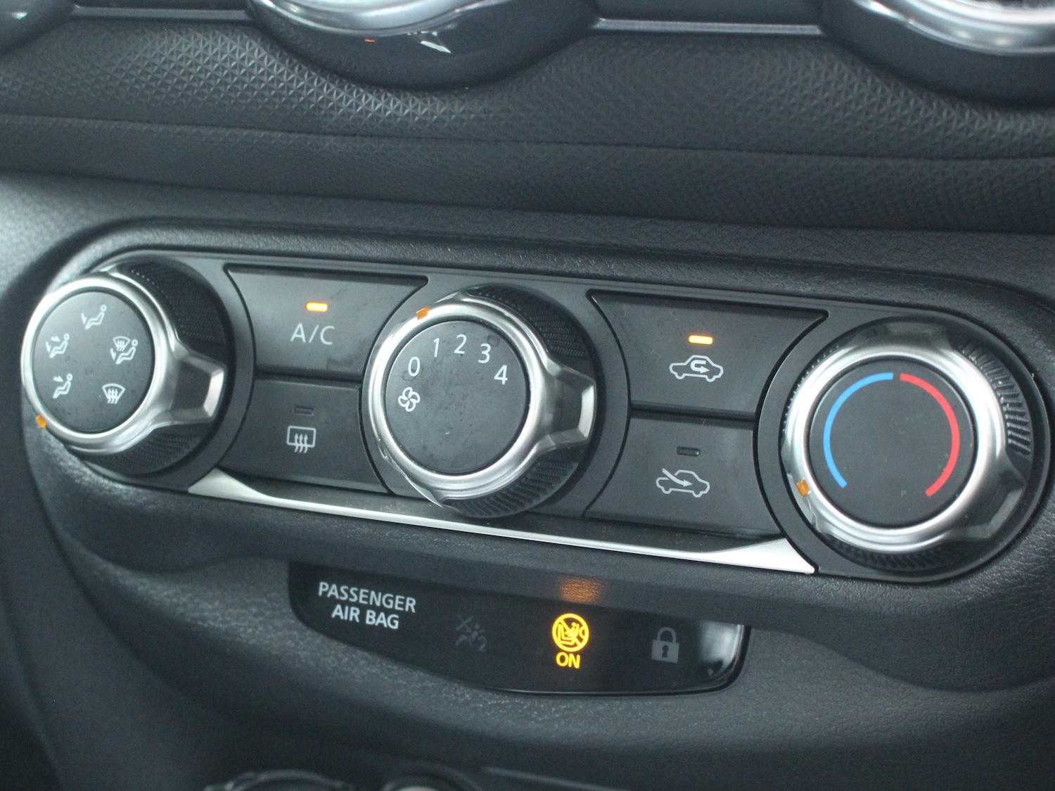 Used Nissan Juke 2020 for sale - 75999323: Photo 46