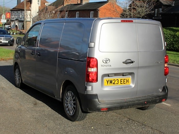 Used Toyota ProAce 2023 for sale - 76616860: Photo