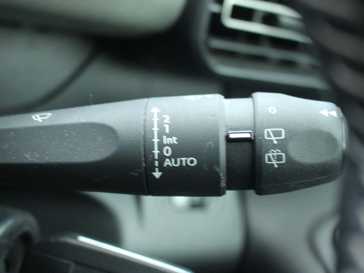 Used Peugeot Rifter 2020 for sale - 76380236: Photo 26