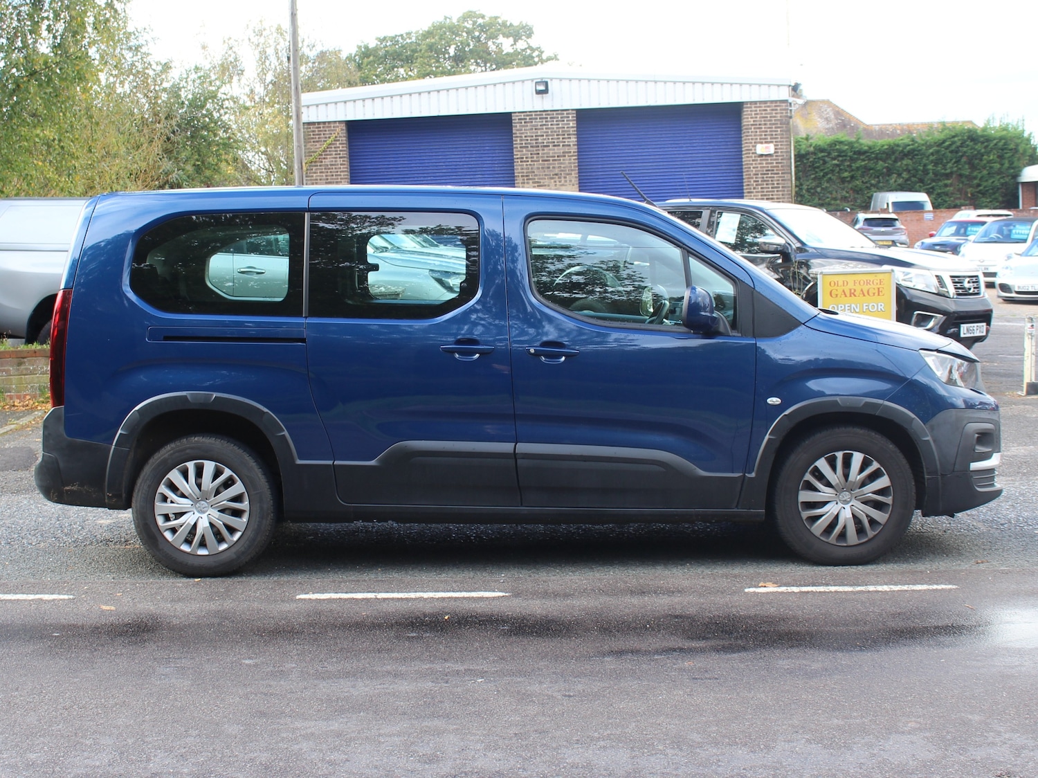 Used Peugeot Rifter 2020 for sale - 76380236: Photo 32