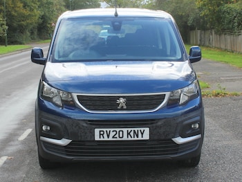 Used Peugeot Rifter 2020 for sale - 76380236: Photo