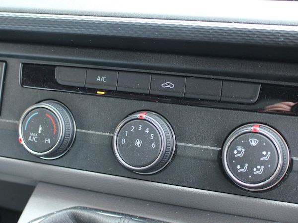 Used Volkswagen Transporter 2024 for sale - 74917790: Photo 25