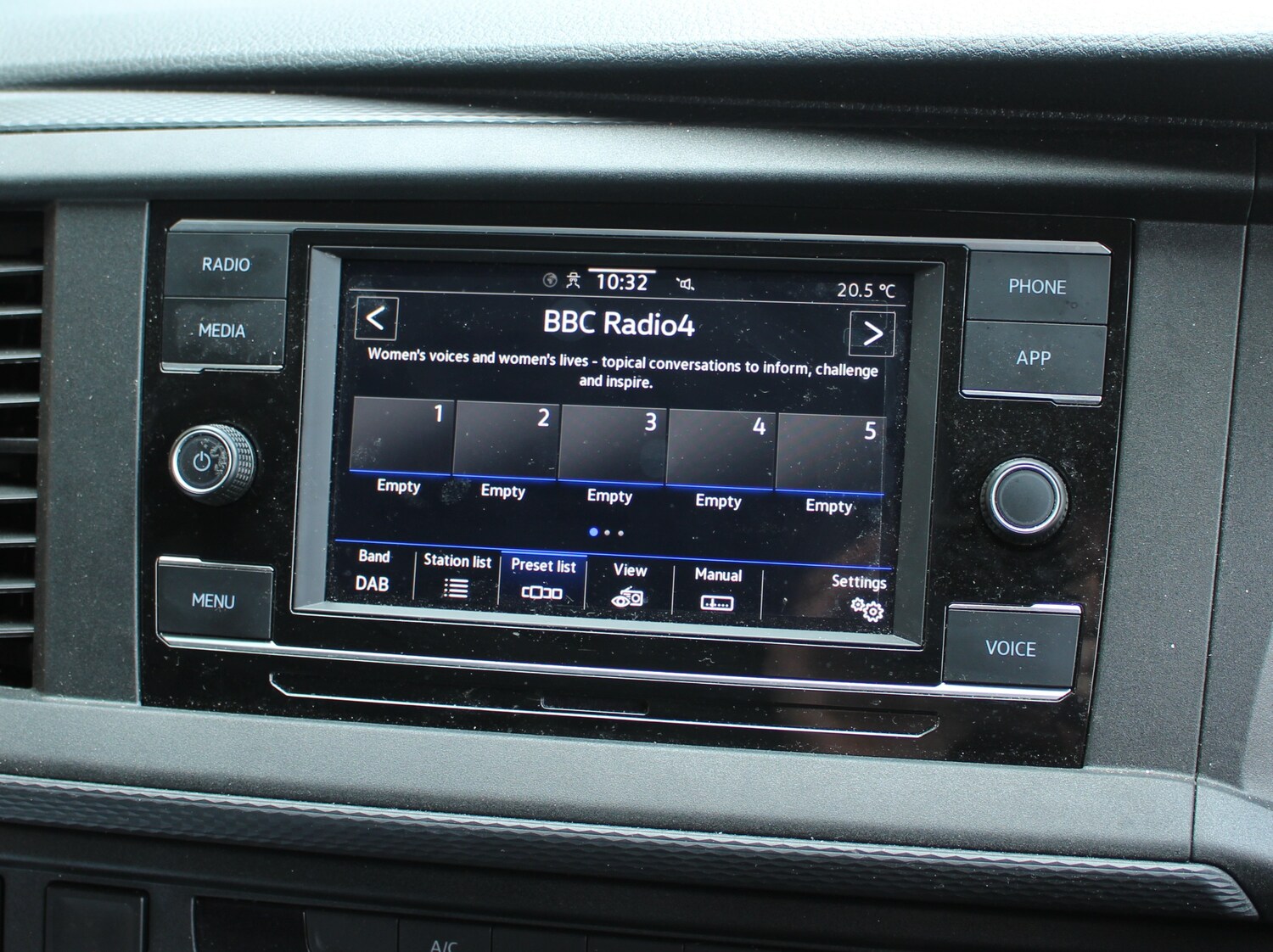 Used Volkswagen Transporter 2024 for sale - 74917790: Photo 71