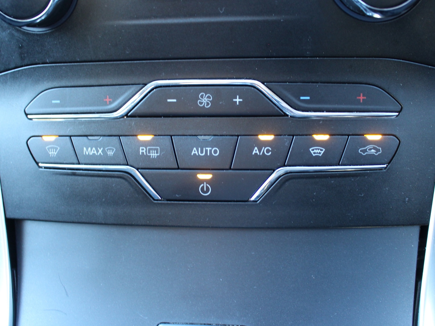 Used Ford Galaxy 2022 for sale - 76577435: Photo 47