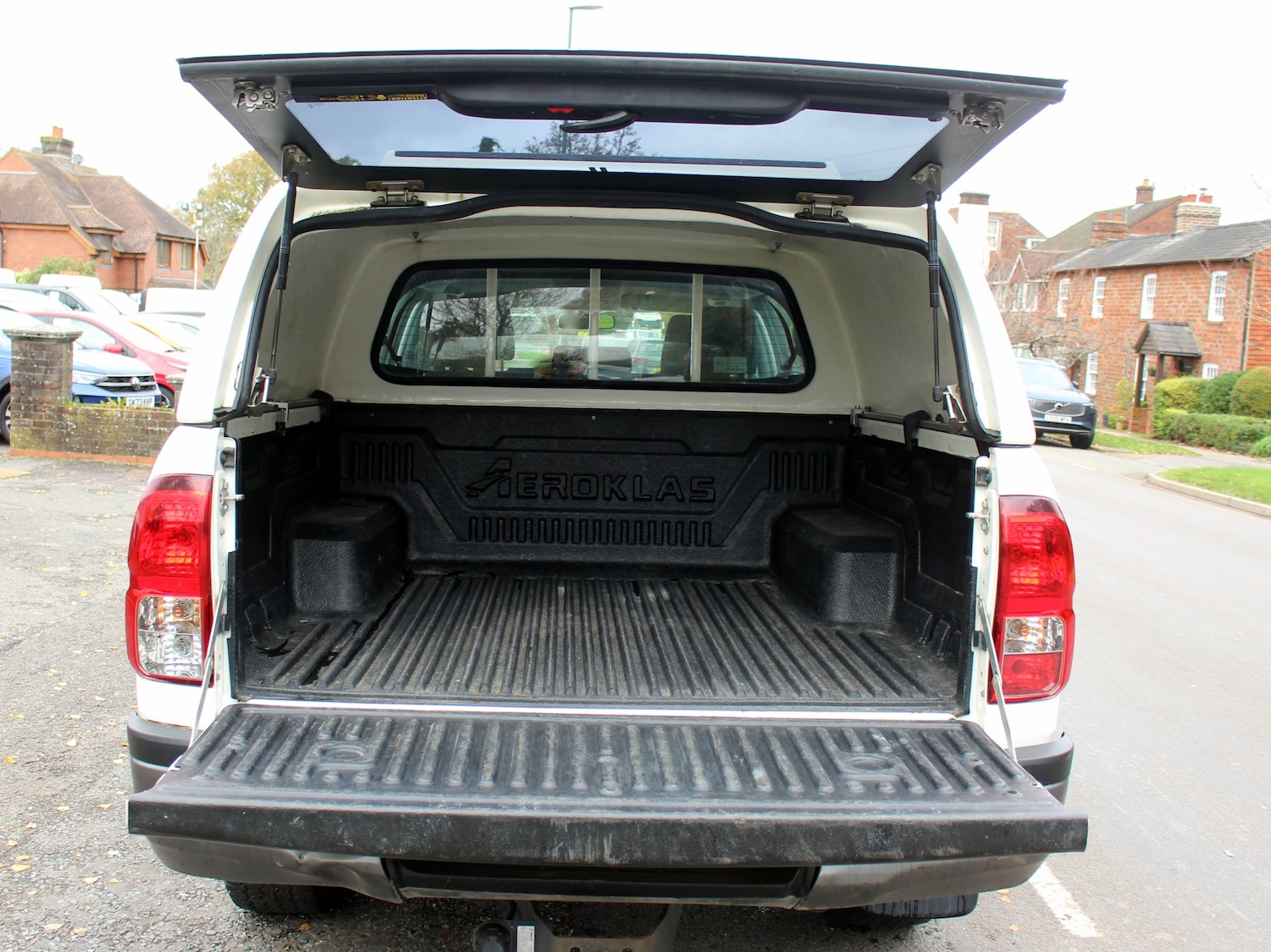 Used Toyota Hilux 2020 for sale - 76545968: Photo 33