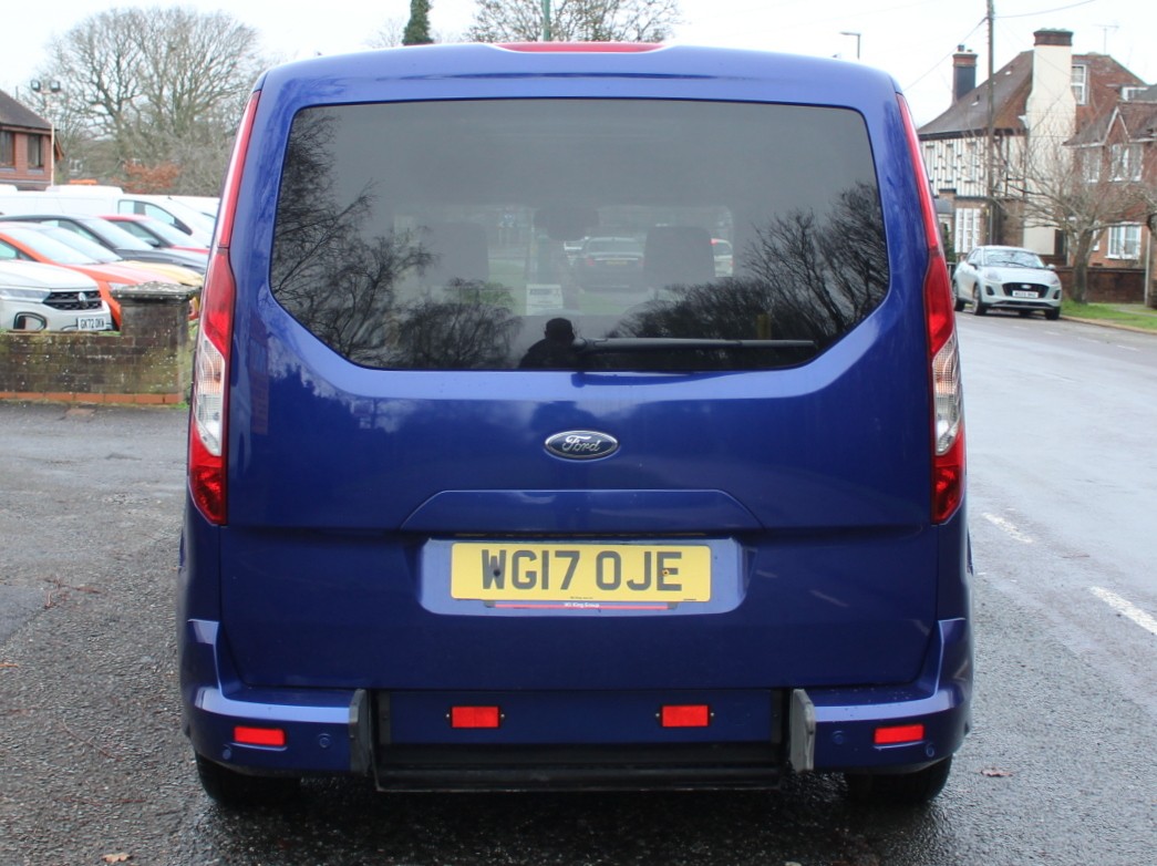 Used Ford Grand Tourneo Connect 2017 for sale - 77200812: Photo 12