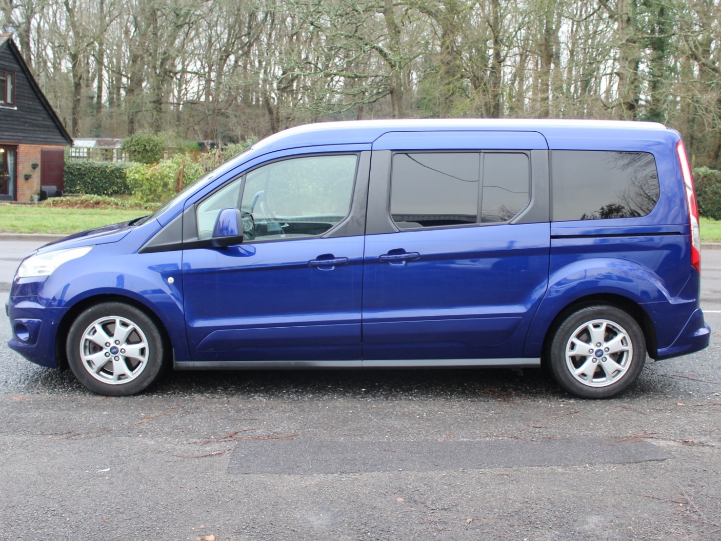 Used Ford Grand Tourneo Connect 2017 for sale - 77200812: Photo 6