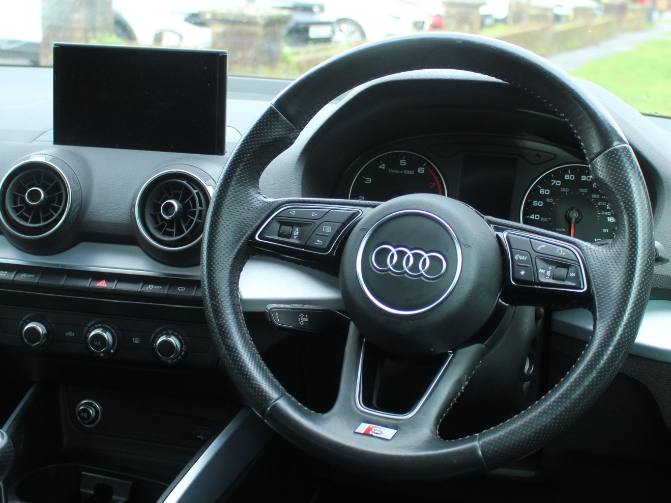 Used Audi Q2 2018 for sale - 77287361: Photo 6