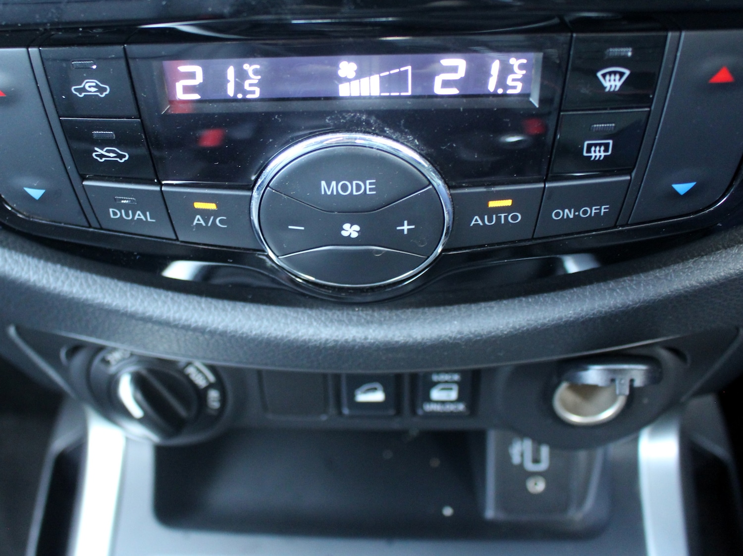 Used Nissan Navara 2021 for sale - 76783324: Photo 16