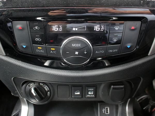 Used Nissan Navara 2020 for sale - 75331031: Photo 12