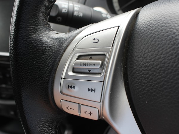 Used Nissan Navara 2020 for sale - 75331031: Photo 35