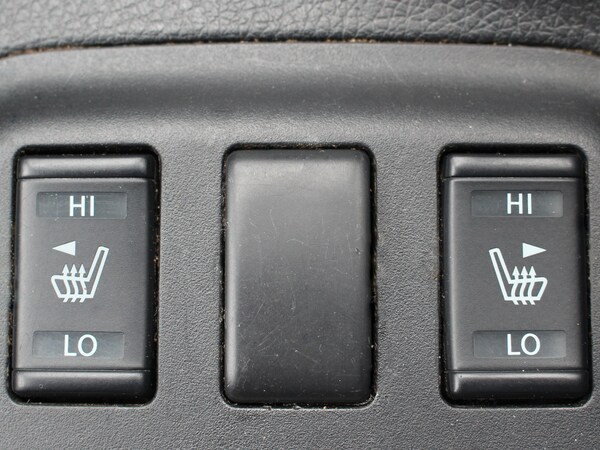 Used Nissan Navara 2020 for sale - 75331031: Photo 41