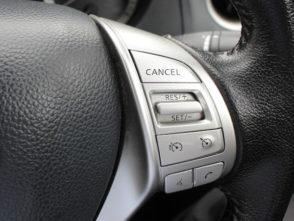 Used Nissan Navara 2020 for sale - 75331031: Photo 55
