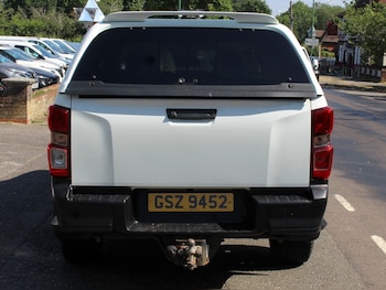 Used Isuzu D-Max 2023 for sale - 79507405: Photo
