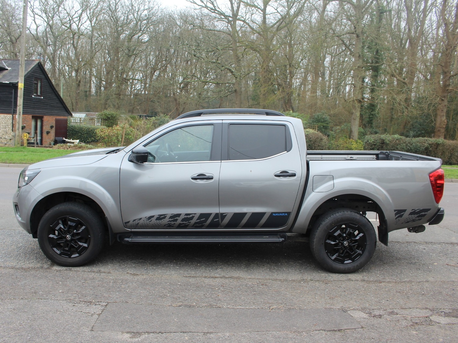 Used Nissan Navara 2021 for sale - 77654069: Photo 11