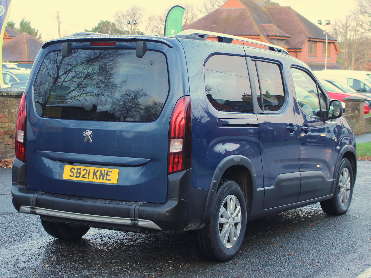 Used Peugeot Rifter 2021 for sale - 76883949: Photo 3