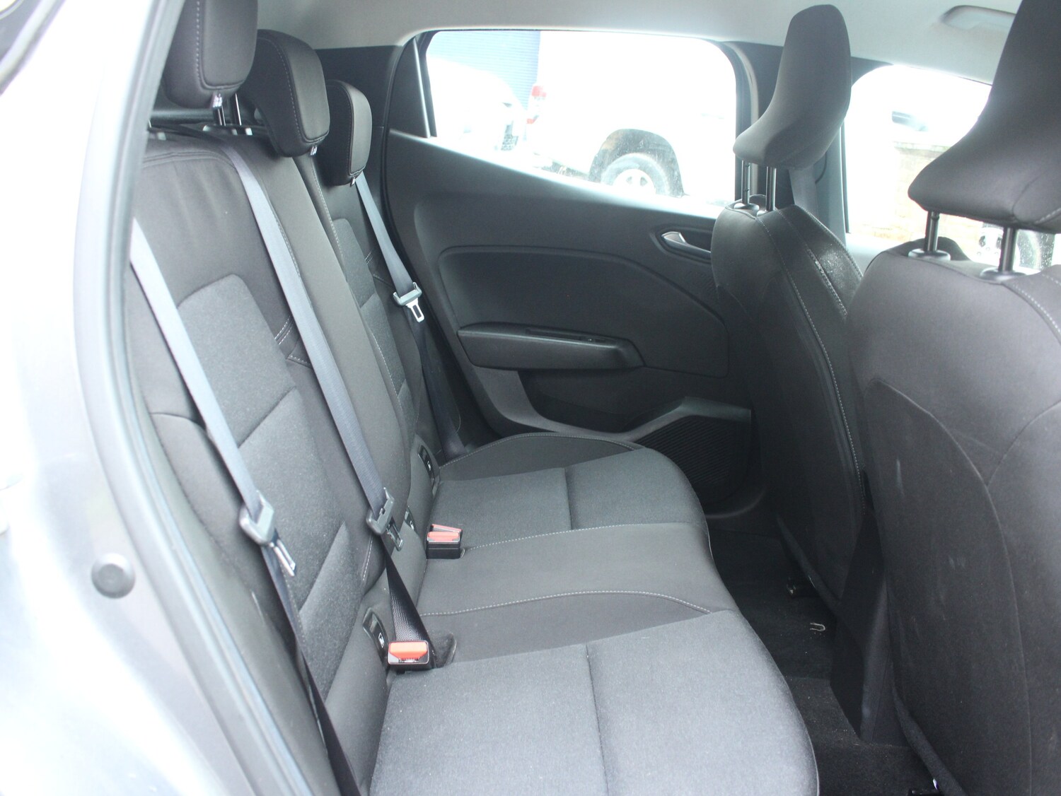 Used Renault Clio 2023 for sale - 76577436: Photo 13