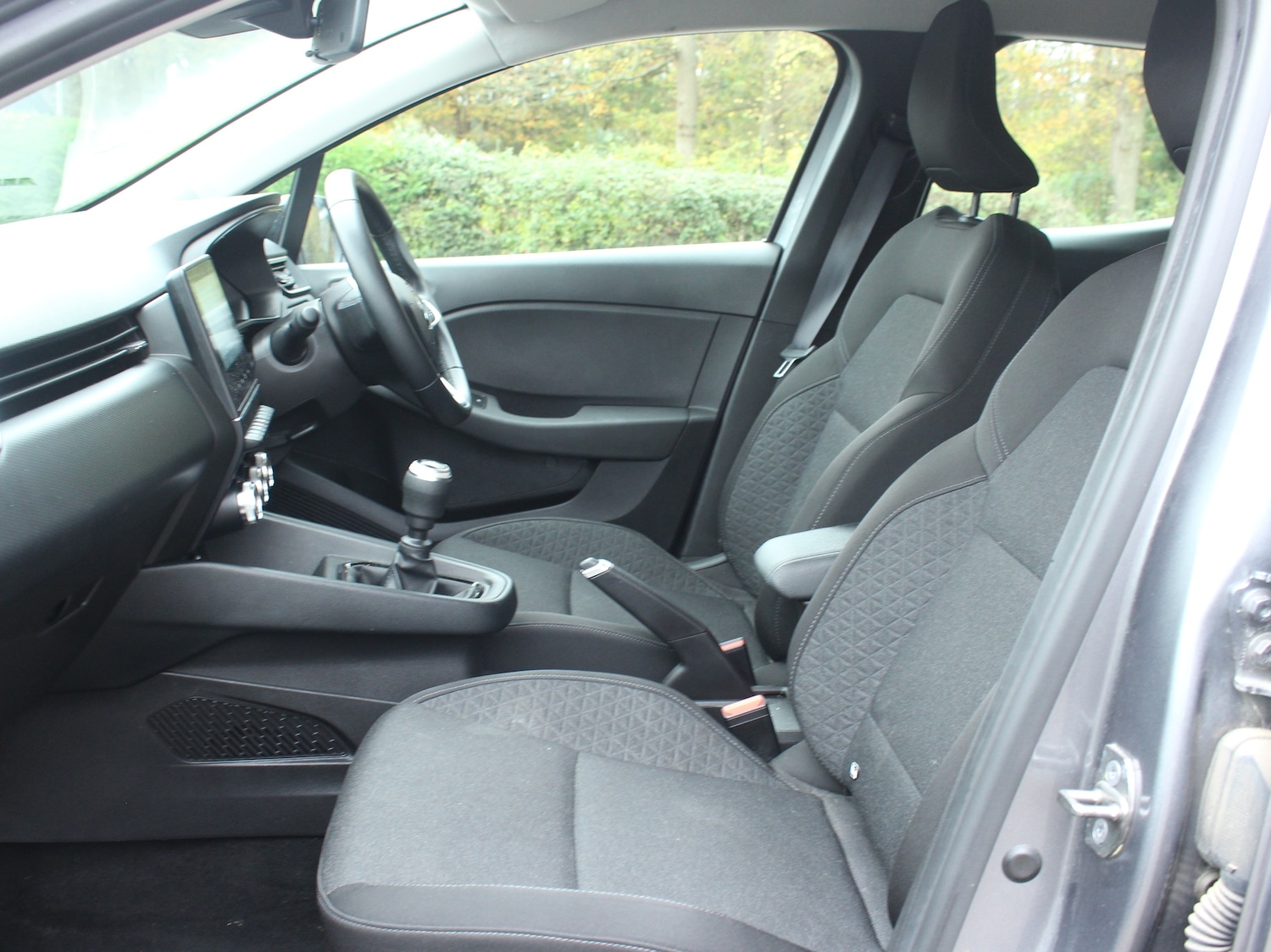 Used Renault Clio 2023 for sale - 76577436: Photo 9