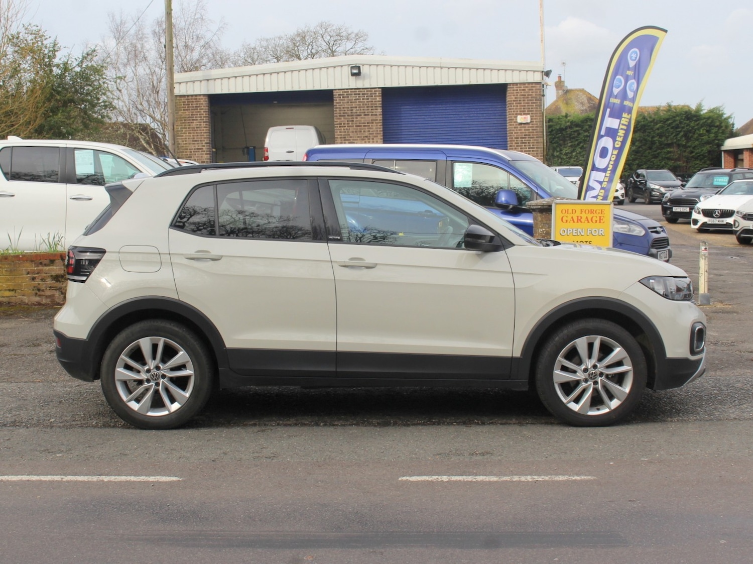 Used Volkswagen T-Cross 2021 for sale - 77872261: Photo 4