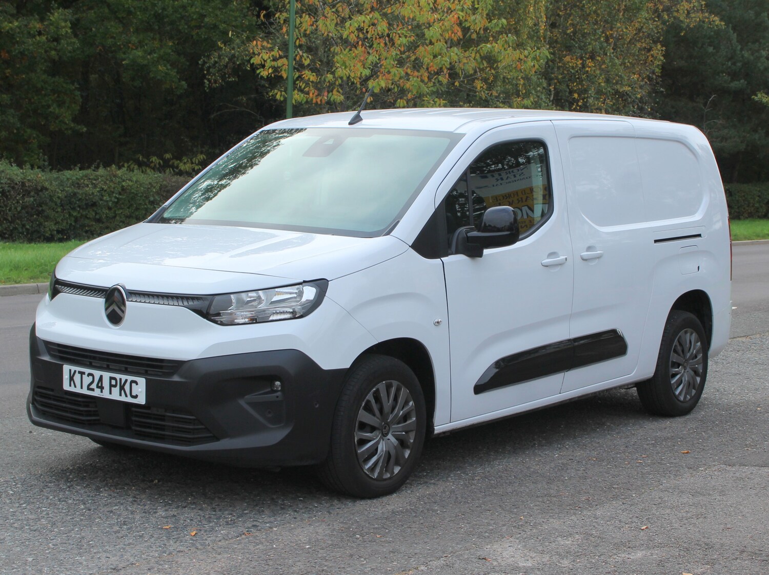 Used Citroen Berlingo 2024 for sale - 76273783: Photo 1