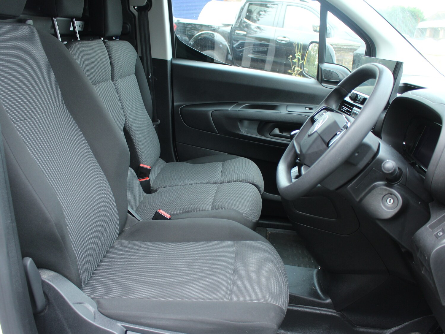 Used Citroen Berlingo 2024 for sale - 76273783: Photo 16