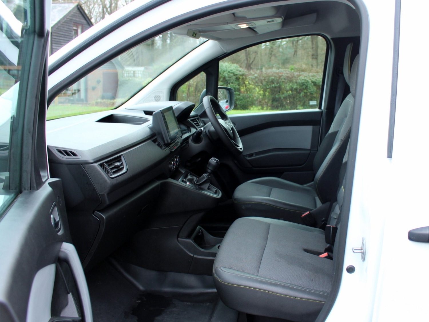 Used Renault Kangoo 2024 for sale - 77262905: Photo 4