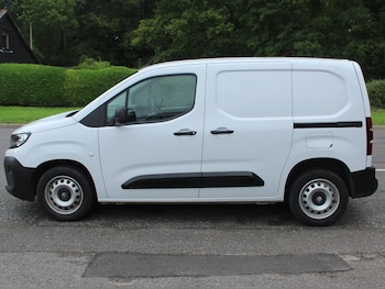 Used Vauxhall Combo 2024 for sale - 75974967: Photo 2