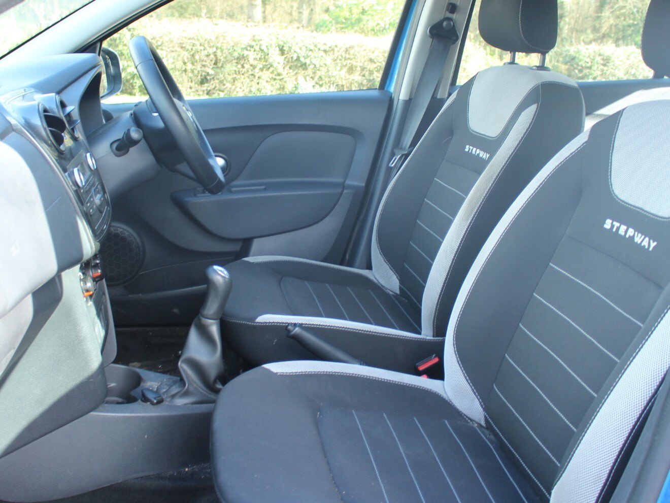 Used Dacia Sandero Stepway 2017 for sale - 77703304: Photo 14