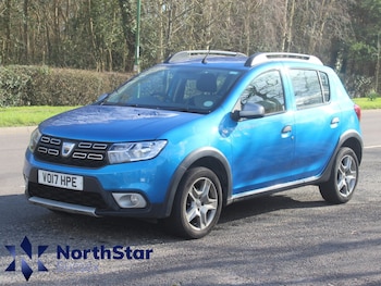 Used Dacia Sandero Stepway 2017 for sale - 77703304: Photo