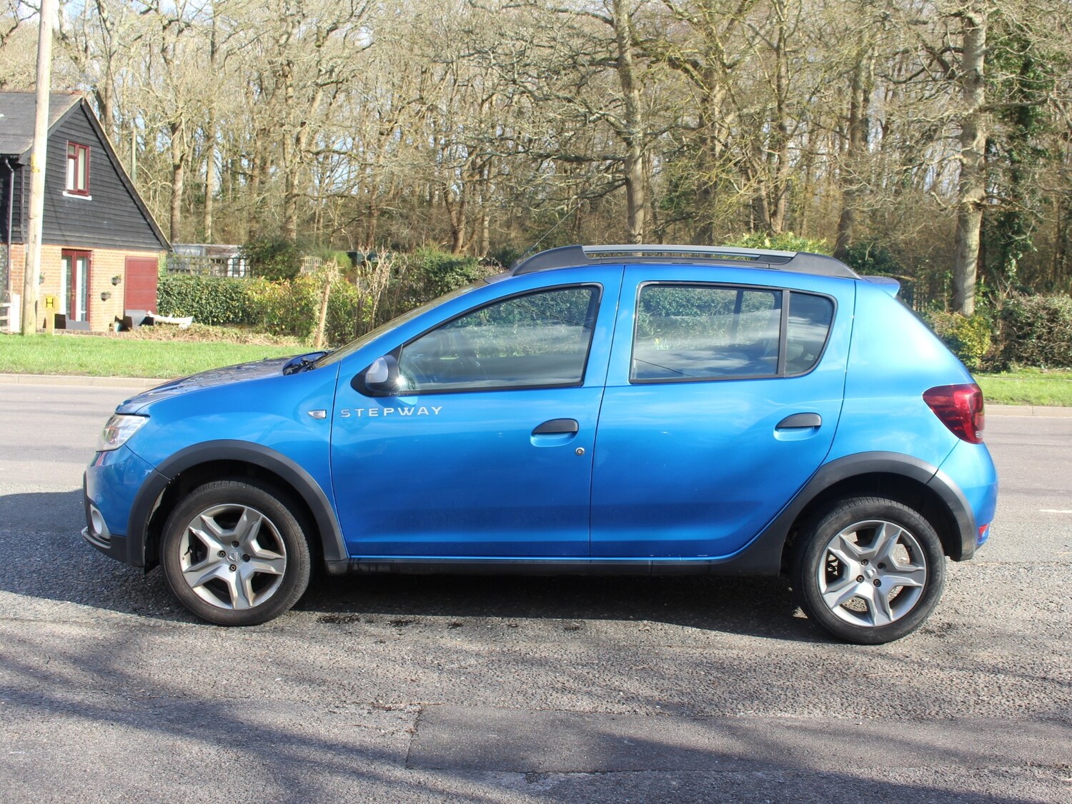 Used Dacia Sandero Stepway 2017 for sale - 77703304: Photo 27