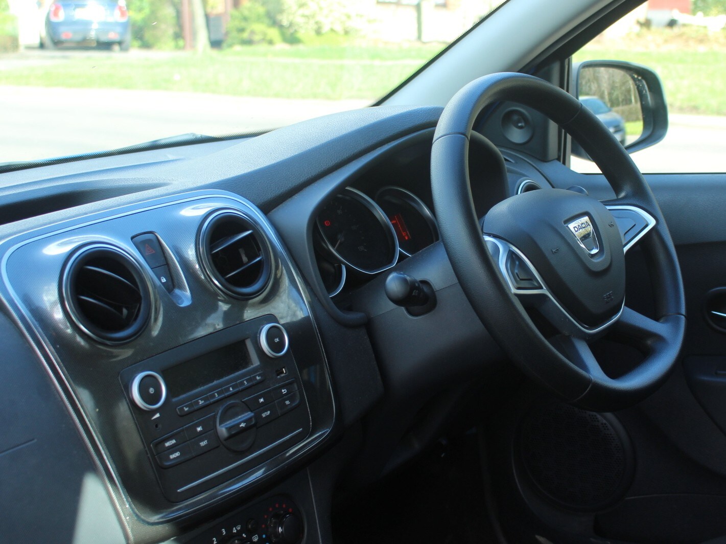 Used Dacia Sandero Stepway 2017 for sale - 77703304: Photo 30