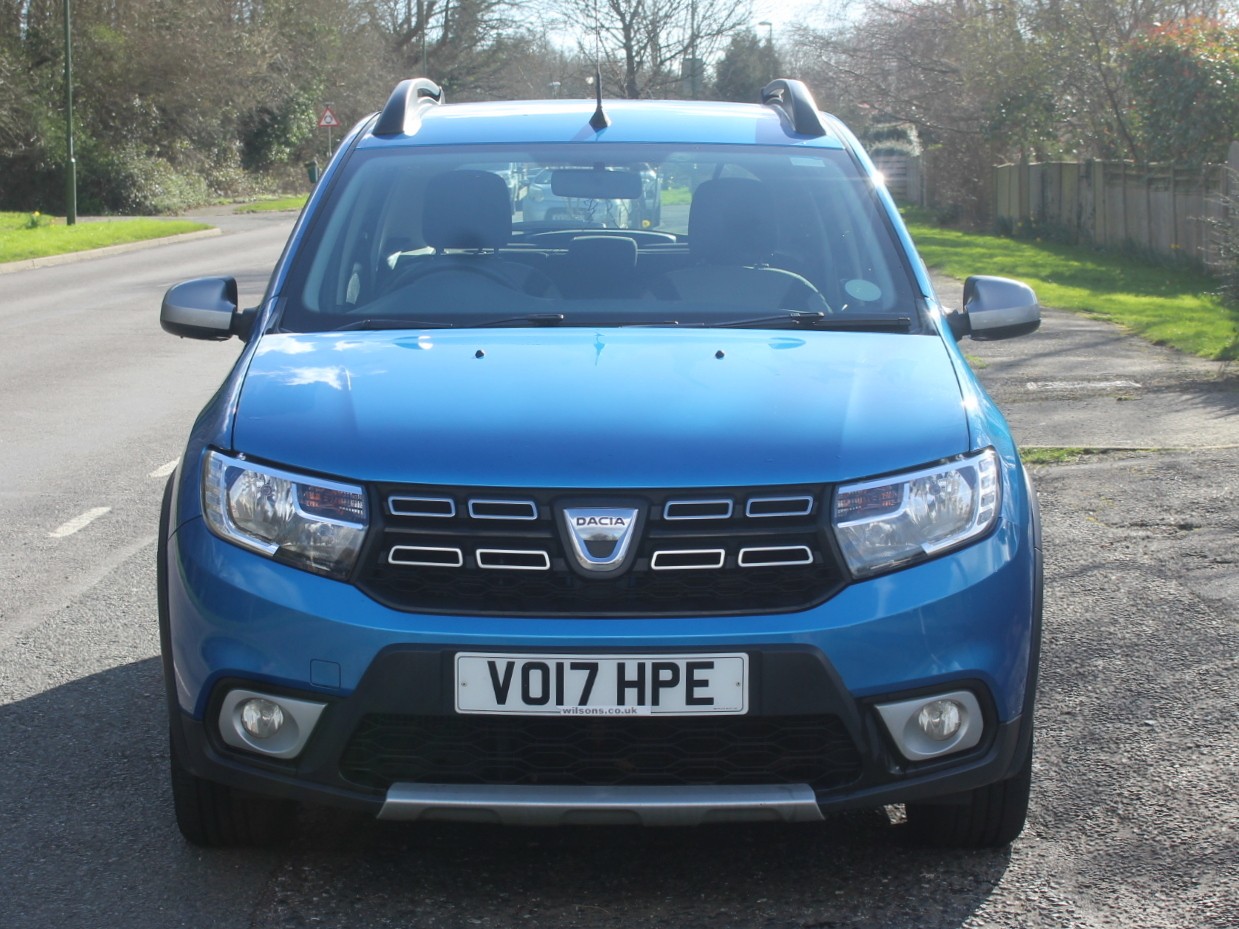 Used Dacia Sandero Stepway 2017 for sale - 77703304: Photo 4