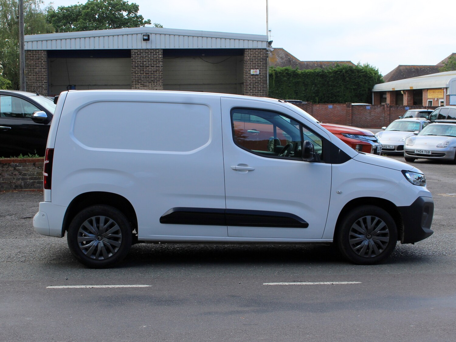 Vehicle 33