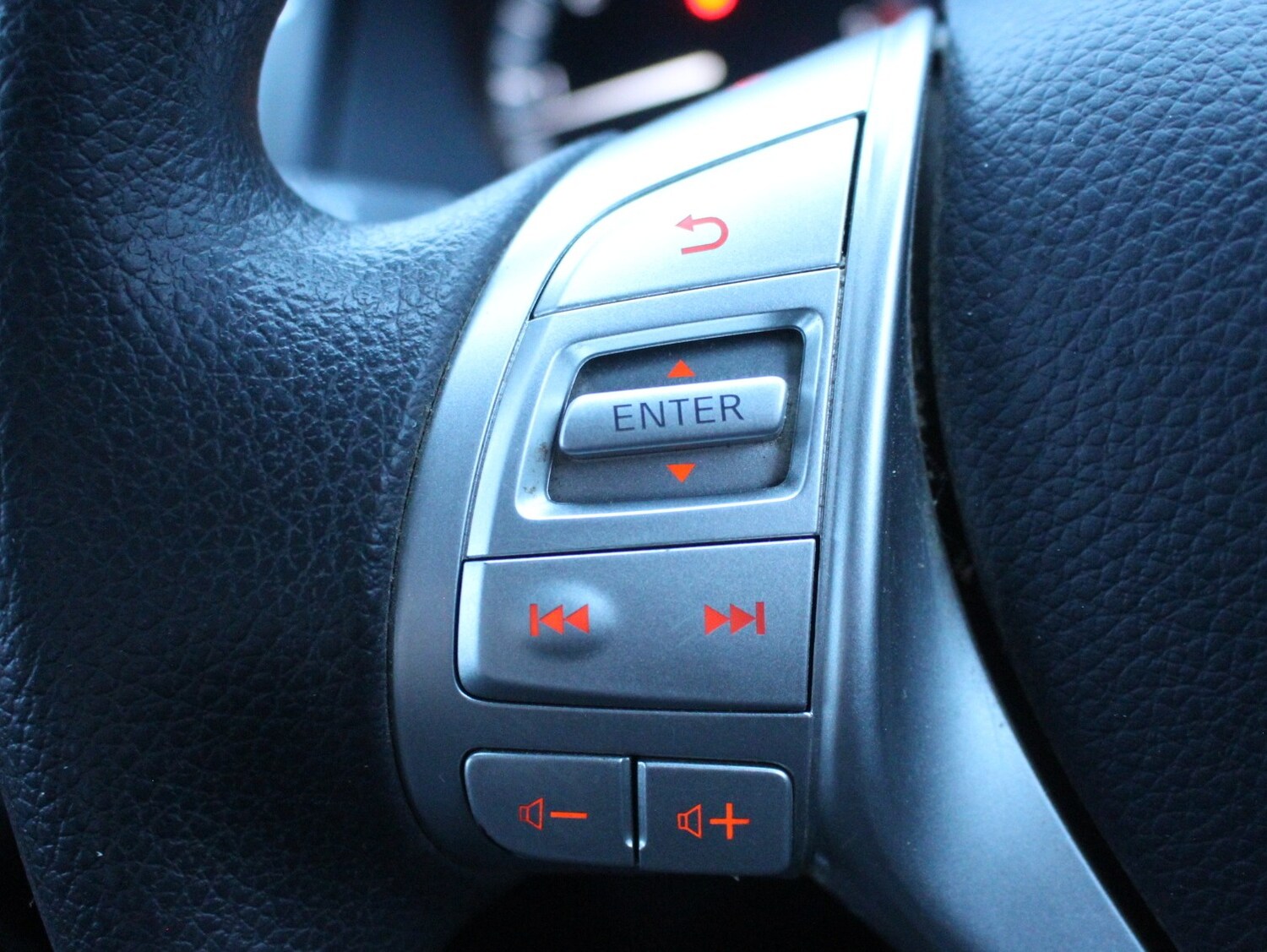 Used Nissan Navara 2021 for sale - 77355188: Photo 34