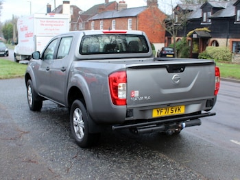 Used Nissan Navara 2021 for sale - 77355188: Photo