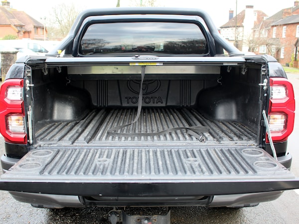 Used Toyota Hilux 2022 for sale - 73771075: Photo 28