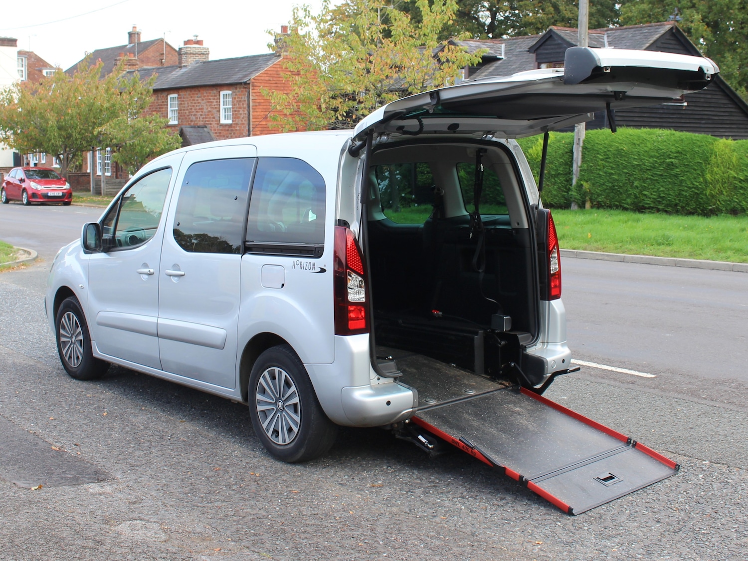 Used Peugeot Partner Tepee 2017 for sale - 76273800: Photo 36